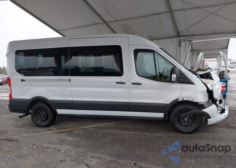 2023 Ford Transit-350 Passenger Van Xlt z USA, uszkodzony, nr VIN 1FBAX2C84PKB37135
